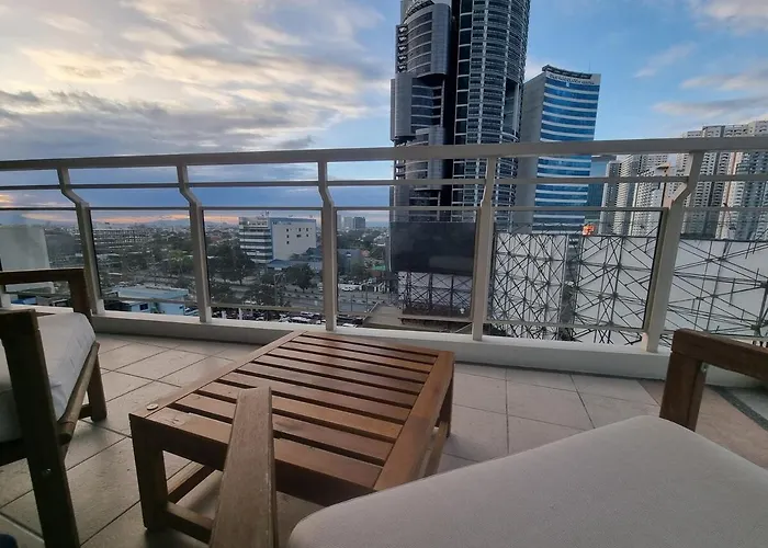 Apartamento Queen Executive Near Solaire Casino And Mrt *