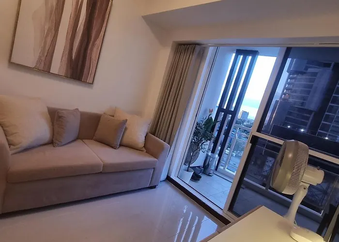 Queen Executive Near Solaire Casino And Mrt Apartamento