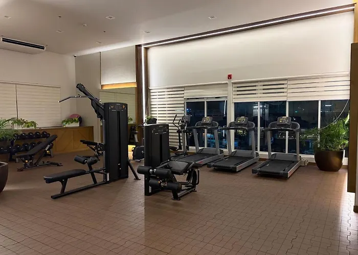 Apartamento Queen Executive Near Solaire Casino And Mrt Manila