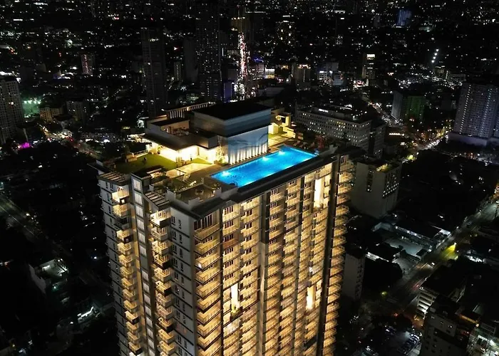 Queen Executive Near Solaire Casino And Mrt Apartamento