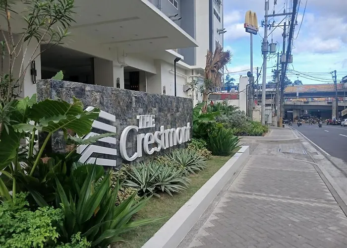 Queen Executive Near Solaire Casino And Mrt