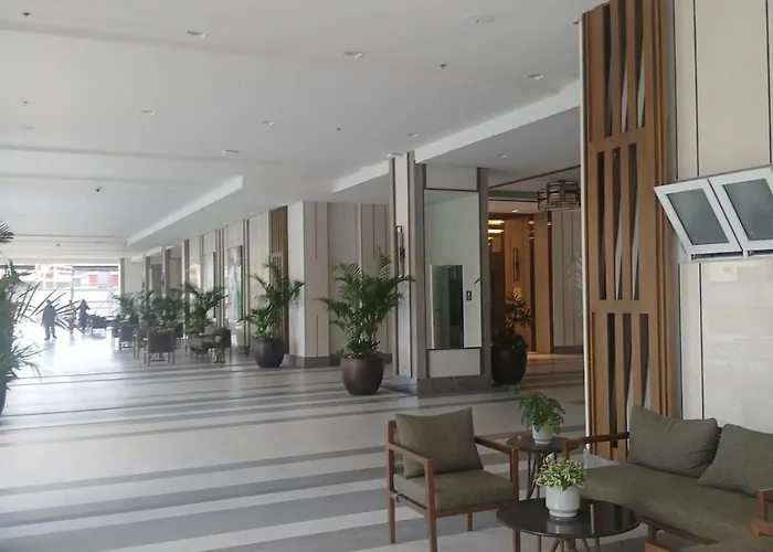 Queen Executive Near Solaire Casino And Mrt Apartamento *