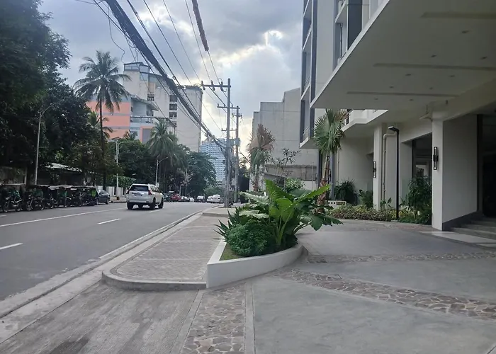 Queen Executive Near Solaire Casino And Mrt Apartamento Manila