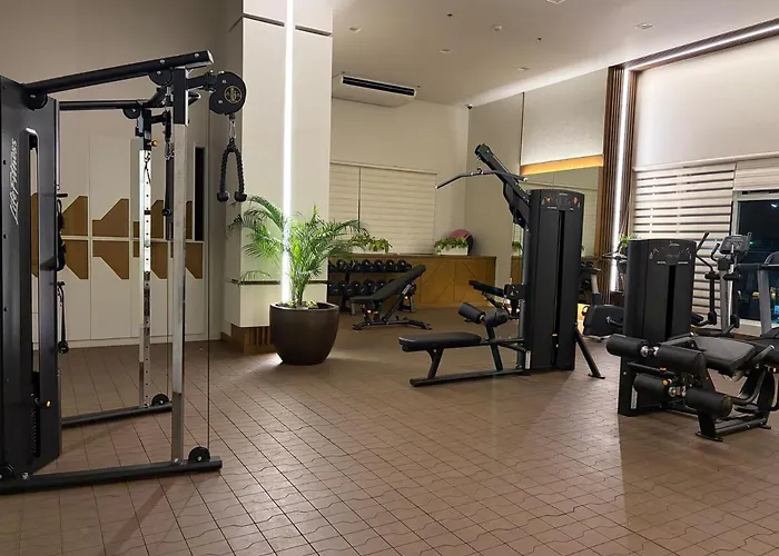 Apartamento Queen Executive Near Solaire Casino And Mrt Manila