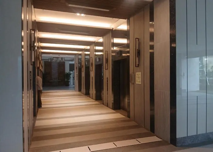 Queen Executive Near Solaire Casino And Mrt Apartamento *
